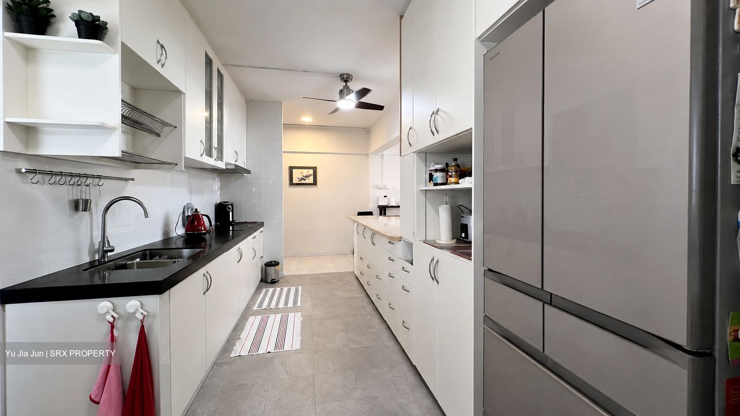 Blk 429 Tampines Street 41 (Tampines), HDB Executive #558570741
